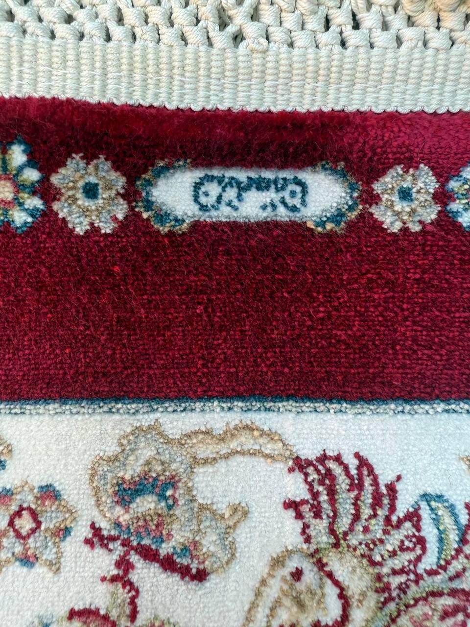 5x3 ft Signed Quomm Silk Rug: Hand Knotted Power Loomed Hunting Scene Carpet