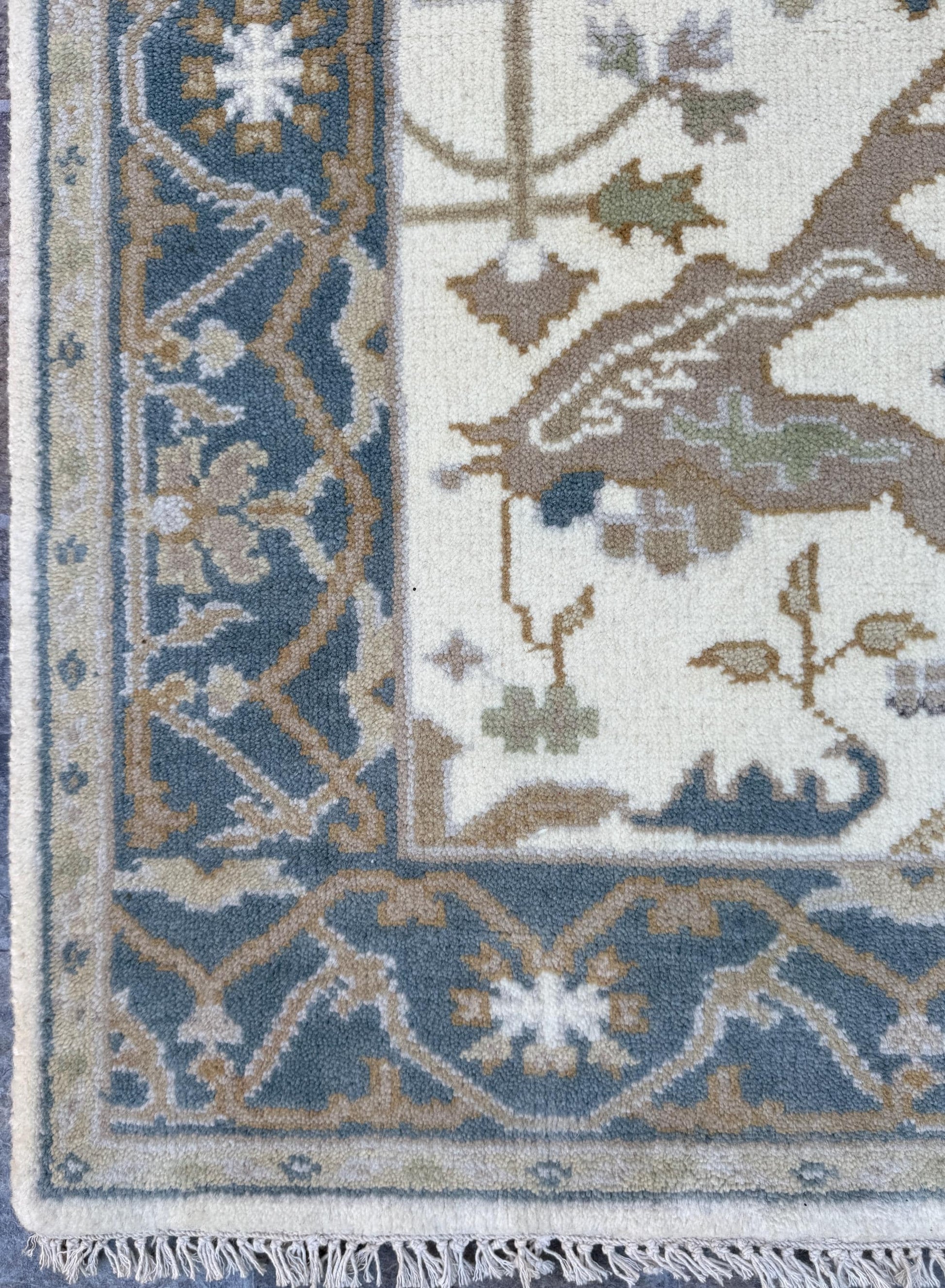 4x6 ft Handmade Oushak Wool Rug: Modern Bohemian Decor
