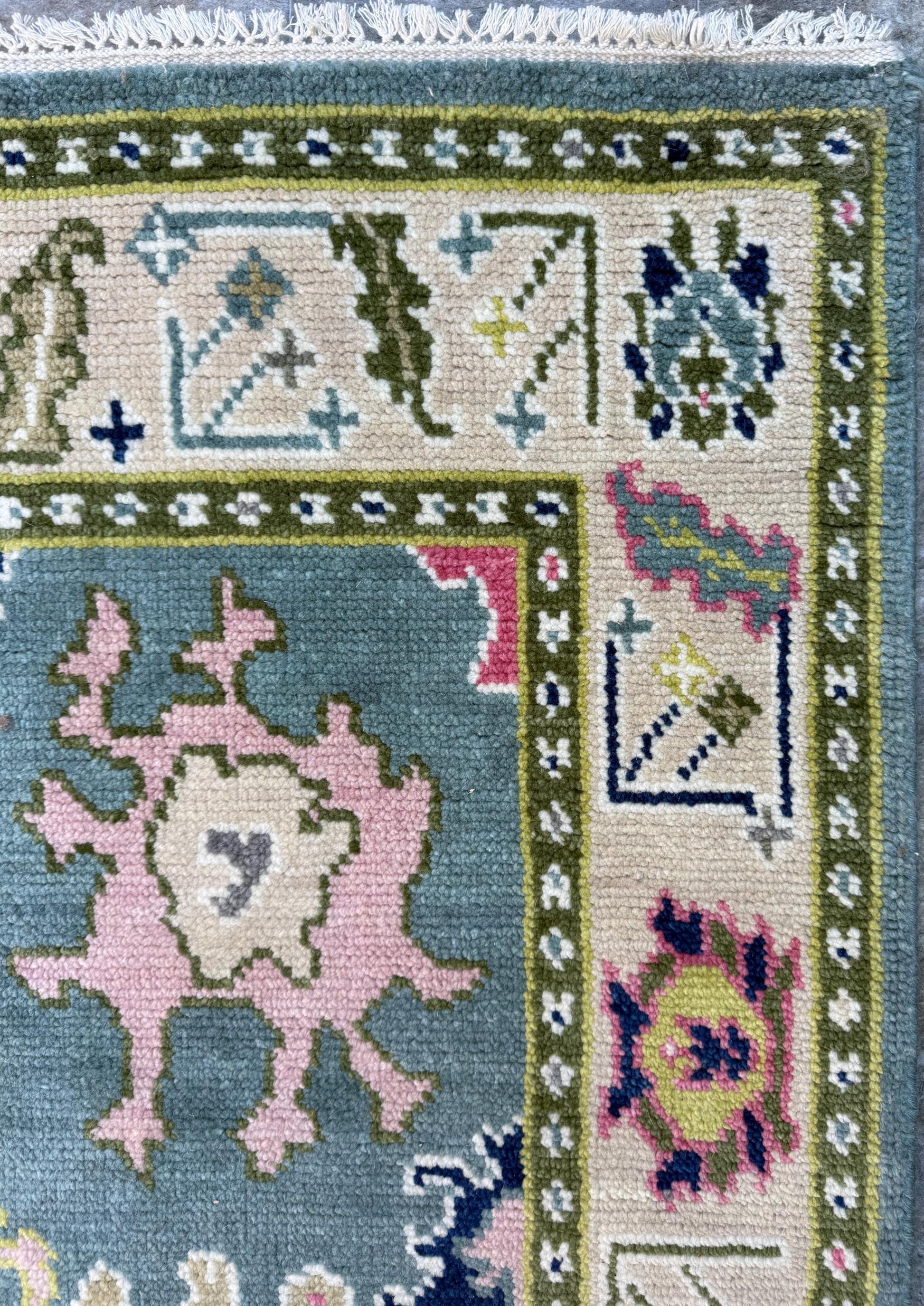 4x6.3 ft Hand-Knotted Wool Oushak Rug: Modern Bohemian Carpet