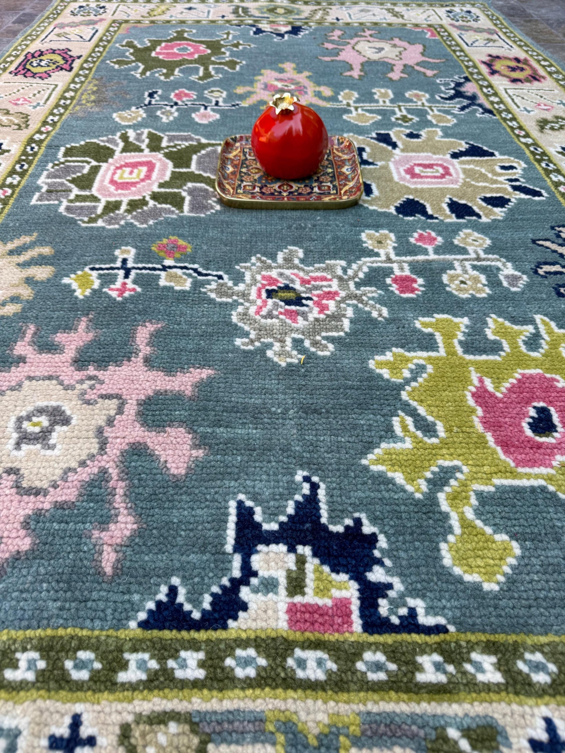 4x6.3 ft Hand-Knotted Wool Oushak Rug: Modern Bohemian Carpet