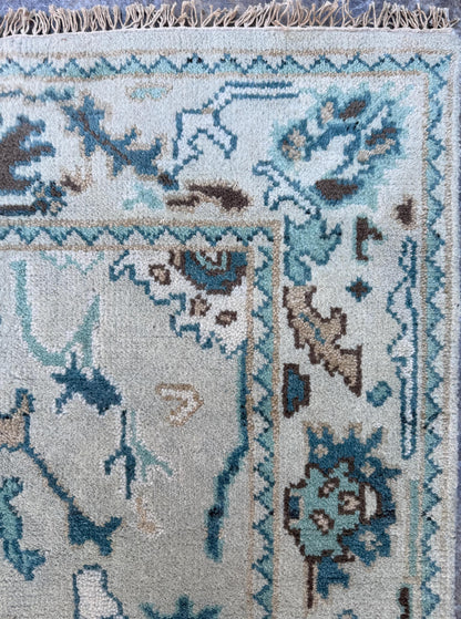 4x6 ft Hand Knotted Wool Oushak Rug: Modern Bohemian Carpet