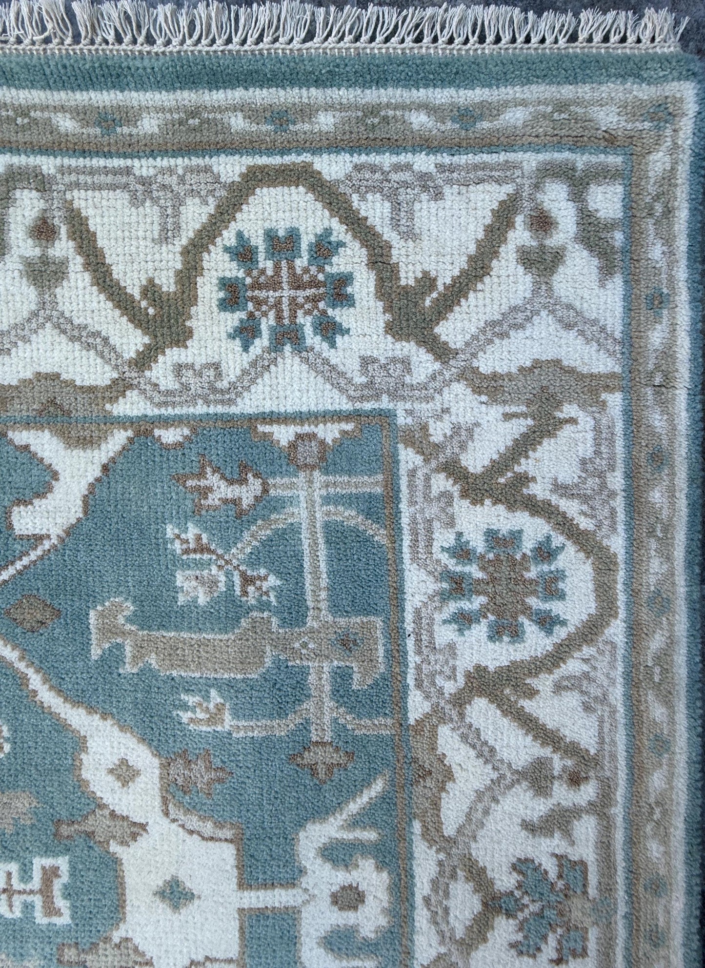4x4 ft Hand-Knotted Square Oushak Wool Rug: Boho Anatolian Carpet