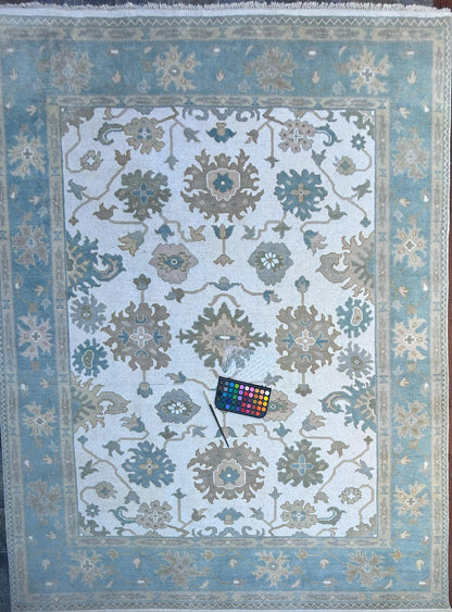 8x10 ft. Handmade Oushak Wool Rug: Modern Bohemian Carpet