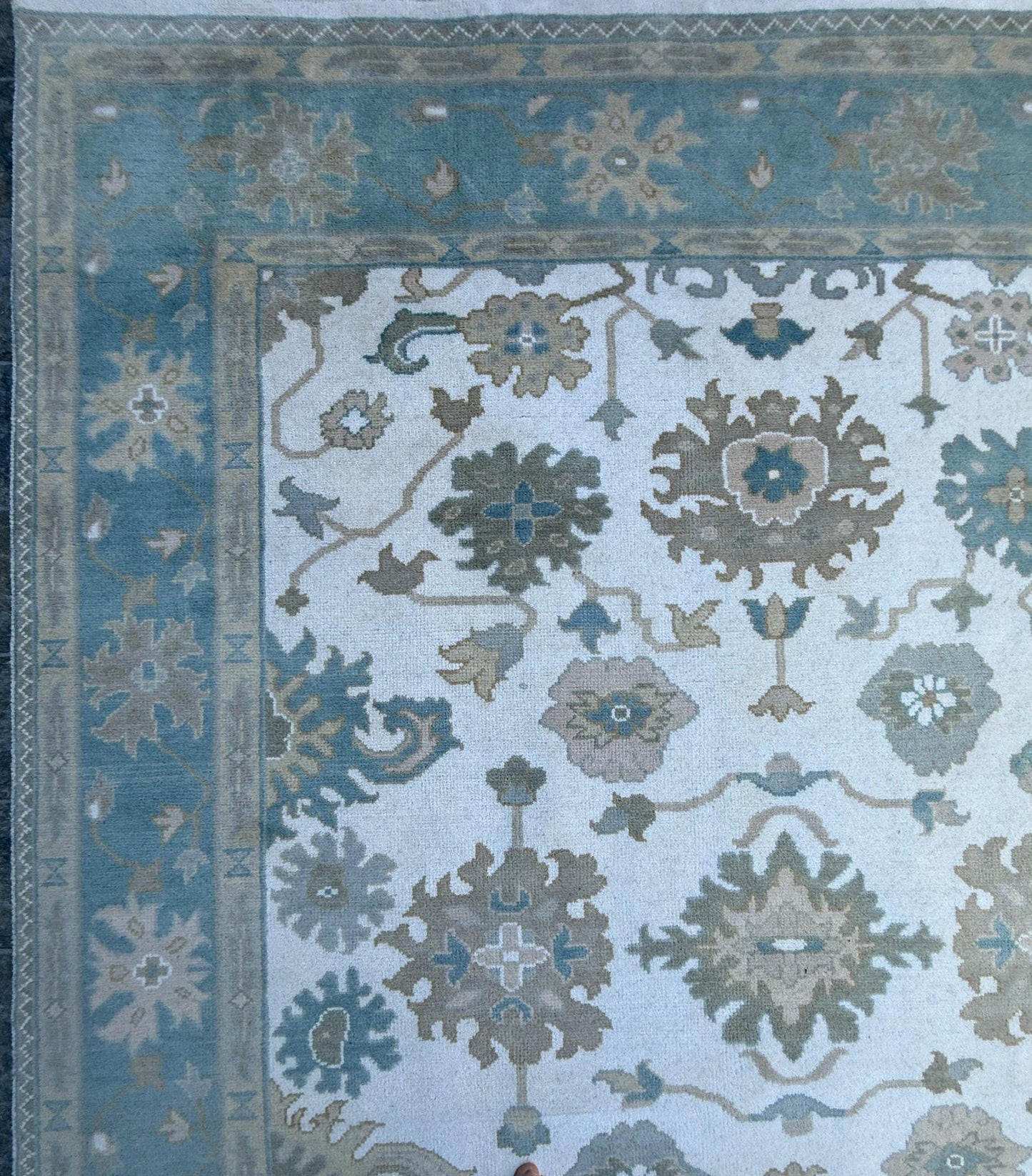 8x10 ft. Handmade Oushak Wool Rug: Modern Bohemian Carpet