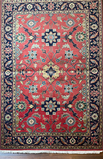 4x6 ft Mint Sarouk Rug: Hand Knotted Wool, Vegetable Dye