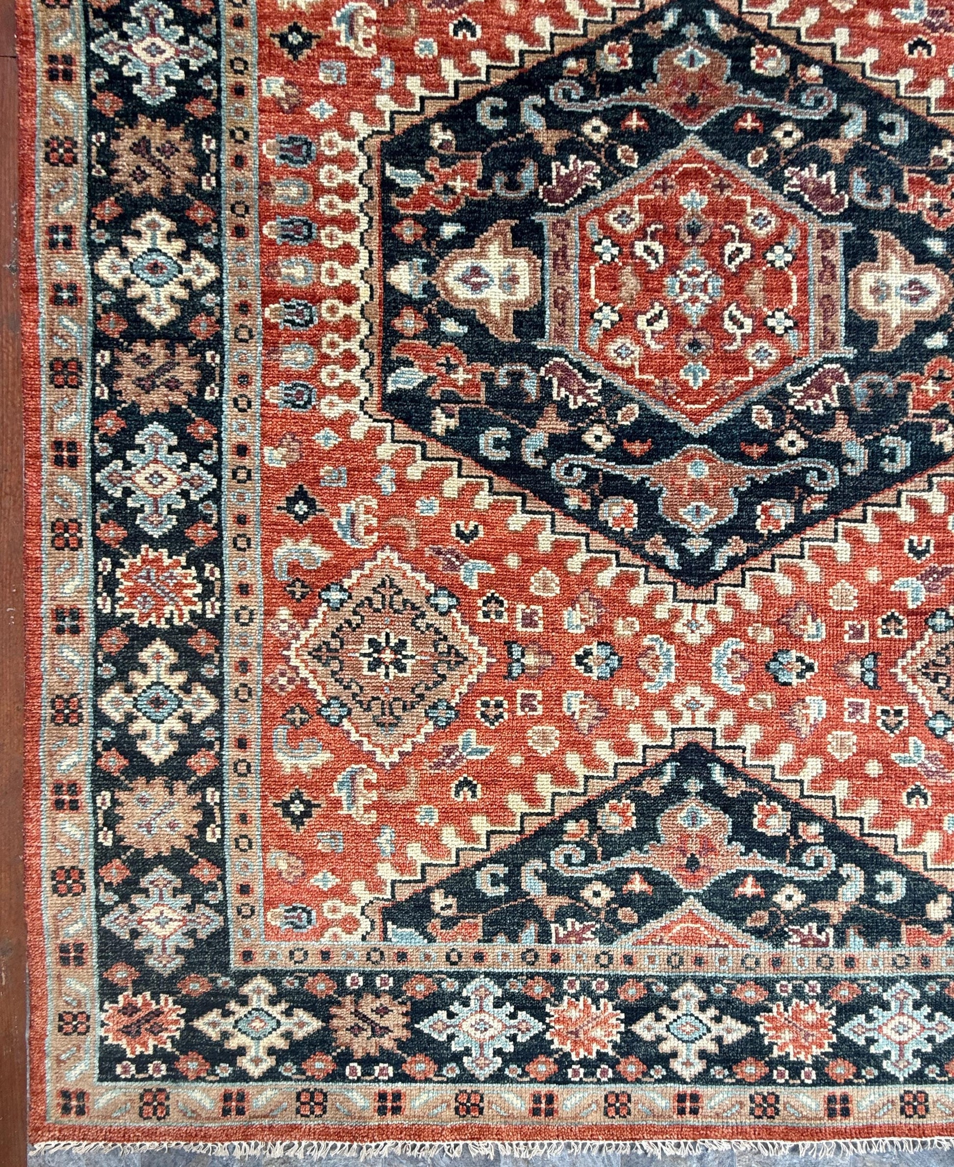 8x10 ft. Hand-Knotted Wool Heriz Rug: Geometric Carpet