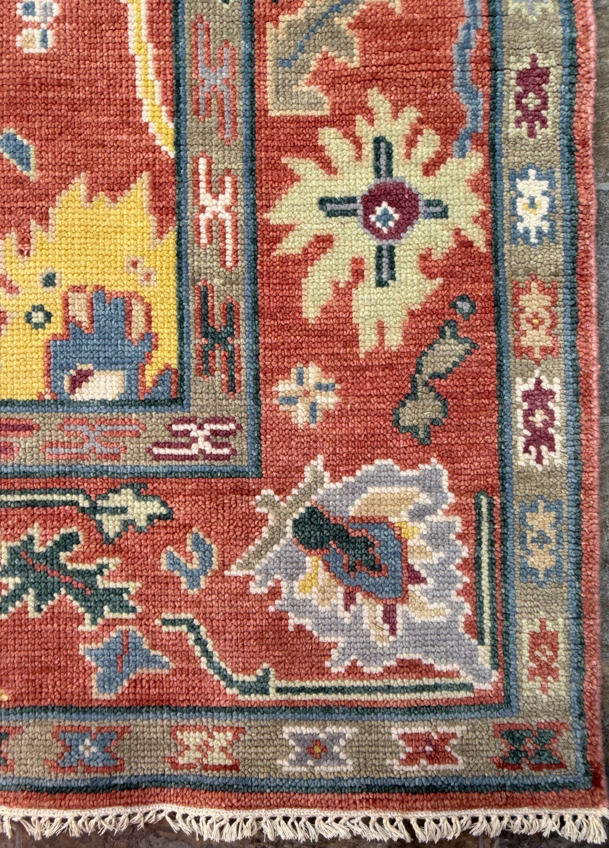 6x9 ft Hand Knotted Oushak Wool Rug: Vintage Style Bohemian Carpet