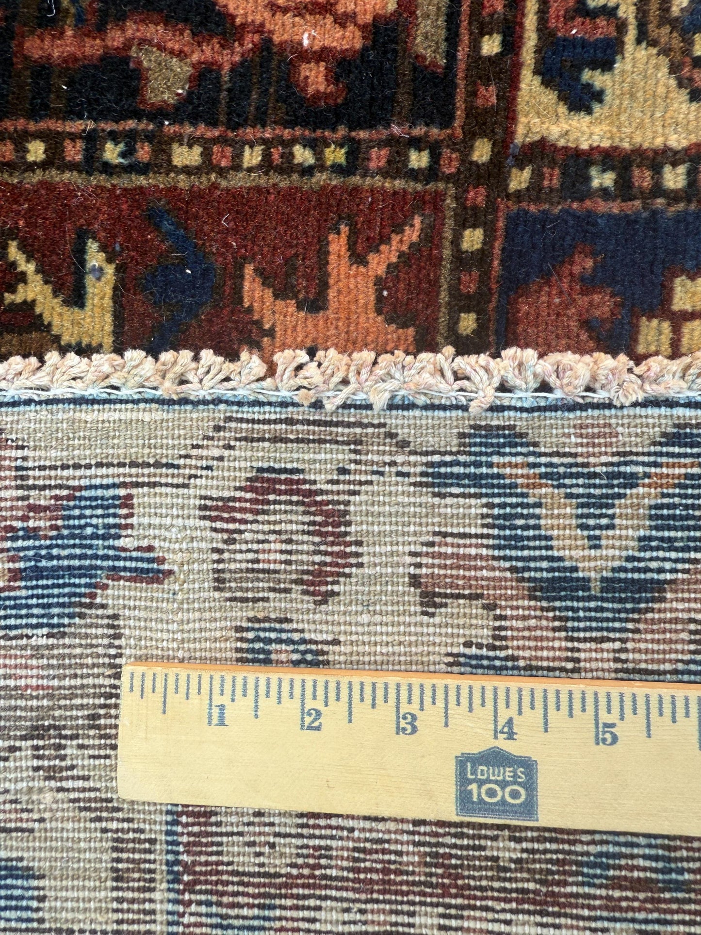 5x9 ft 1940s Bakhtiari Hand-Knotted Wool Rug Vintage Anatolian Geometric Carpet