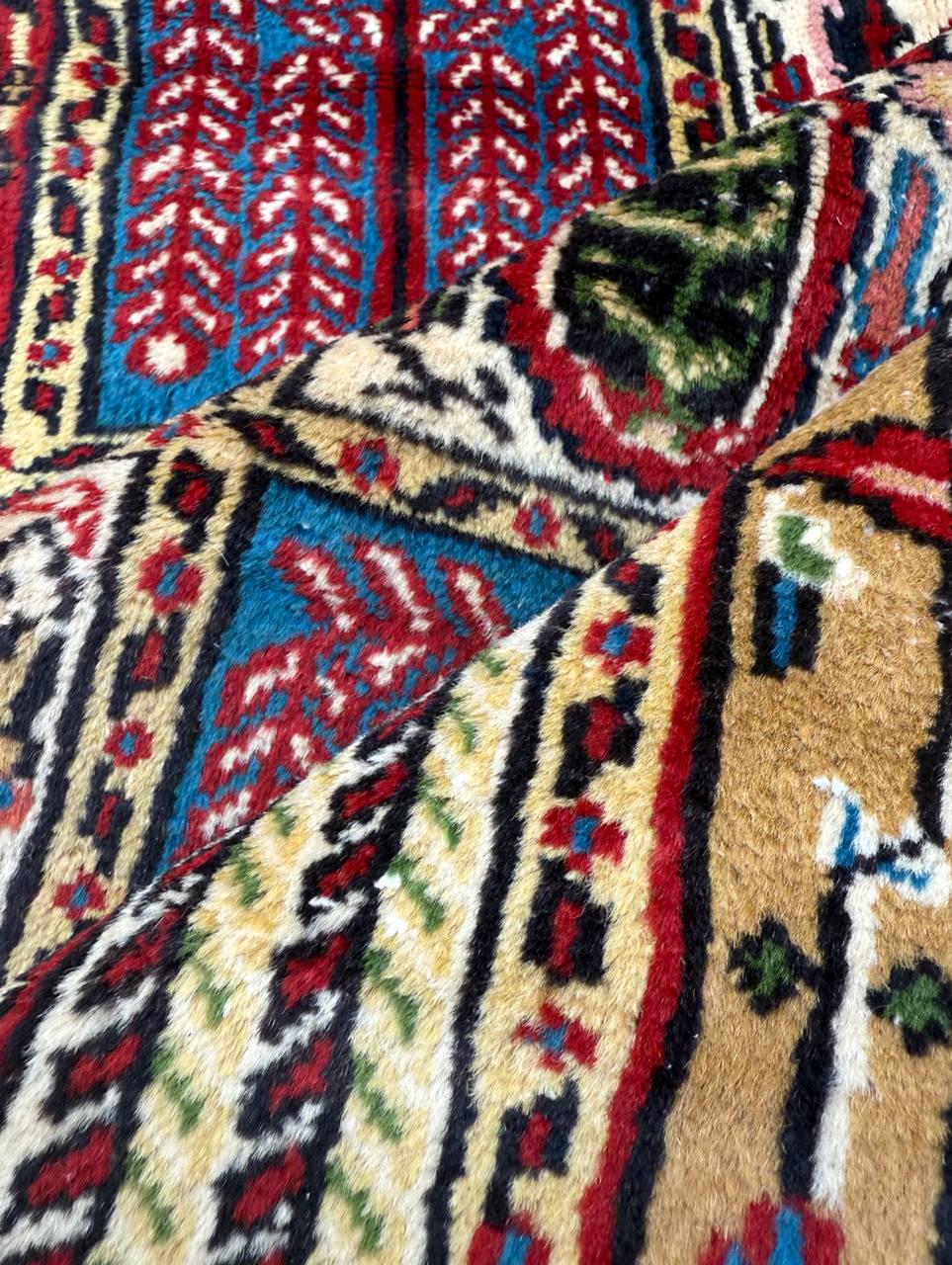 4x6 ft Vintage Baghtiyaar Pictorial Rug: Hand-Knotted Wool Oriental Carpet