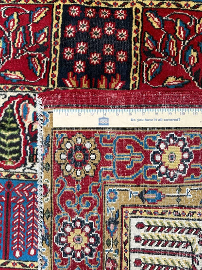 4x6 ft Vintage Baghtiyaar Pictorial Rug: Hand-Knotted Wool Oriental Carpet