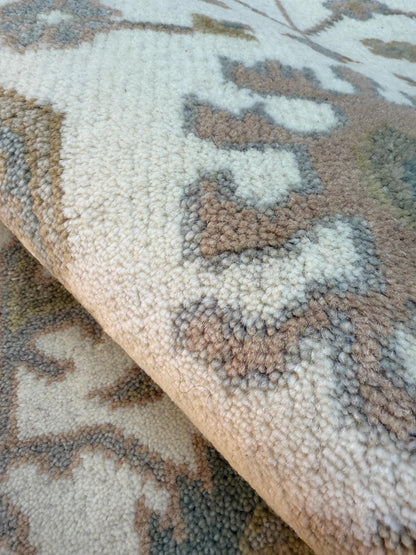 4x6 ft Handmade Ushak Rug: Modern Bohemian Wool Carpet