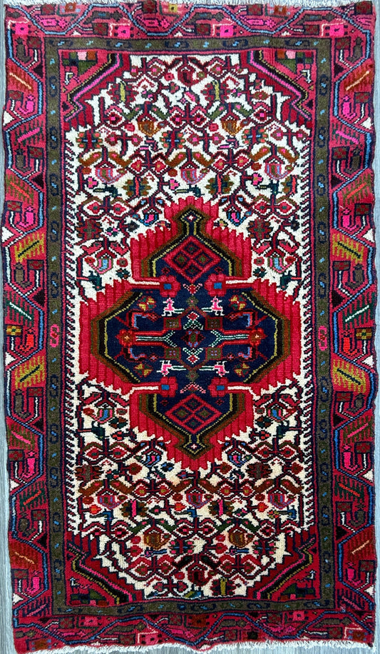 2x3 ft Hand-Knotted Vintage Hamidoun Wool Rug: 1970s Tribal Design