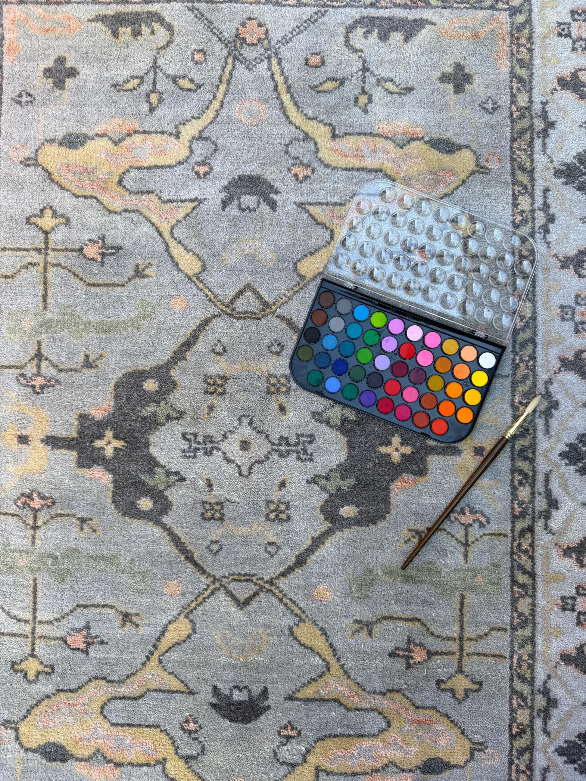 4x6 ft Hand-Knotted Oushak Rug: Bohemian Wool Area Carpet