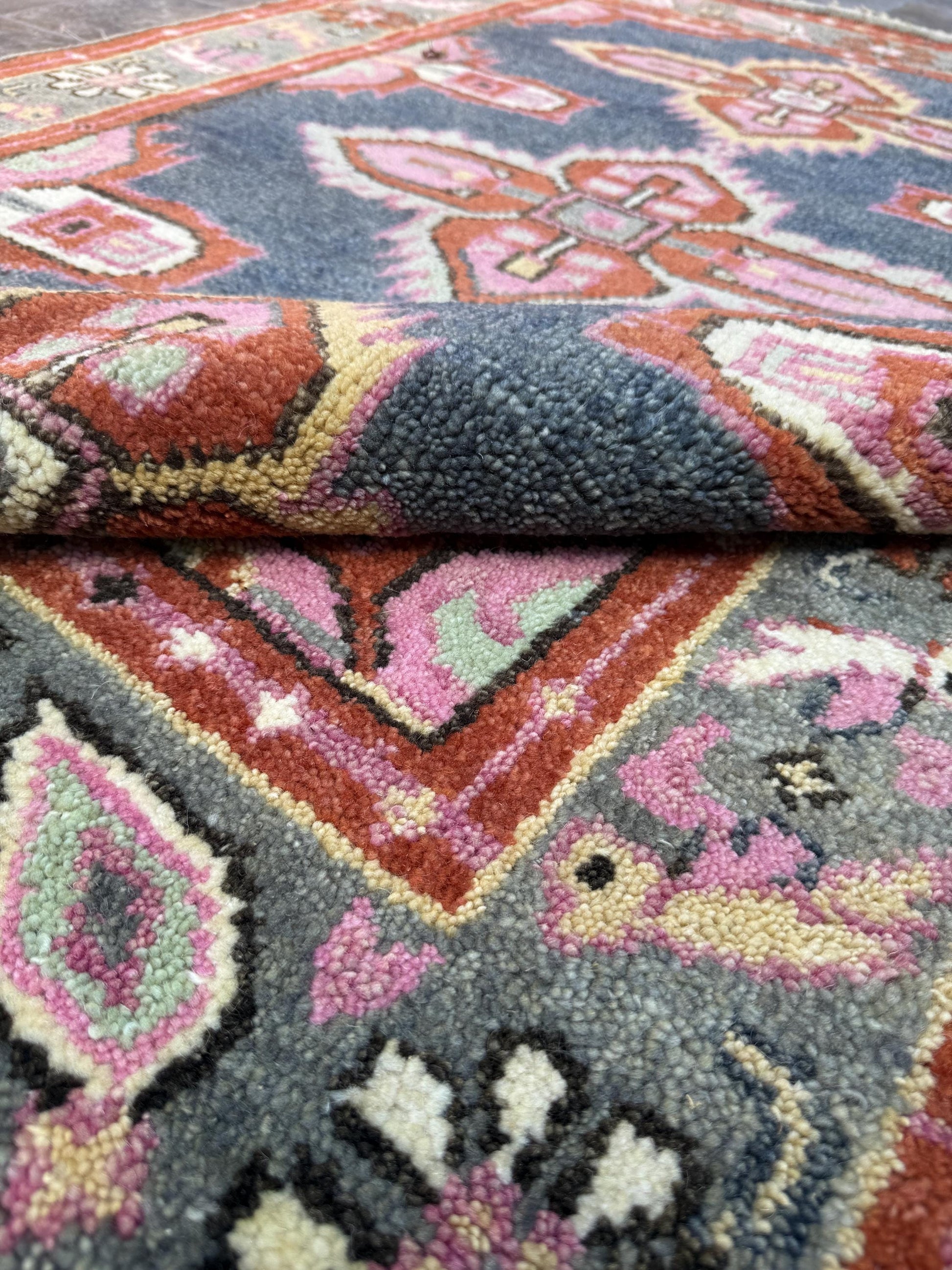 4.2x6 ft Hand-Knotted Heriz Wool Rug: Vibrant Serapi Style