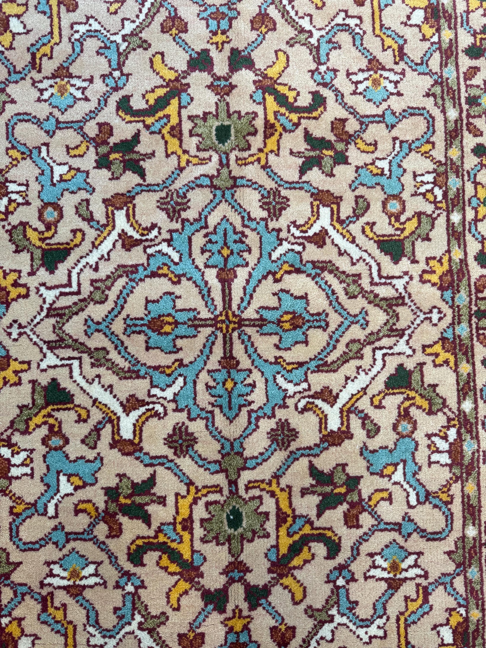 4x6 ft Hand-Knotted Oushak Rug: Wool, Geometric Boho