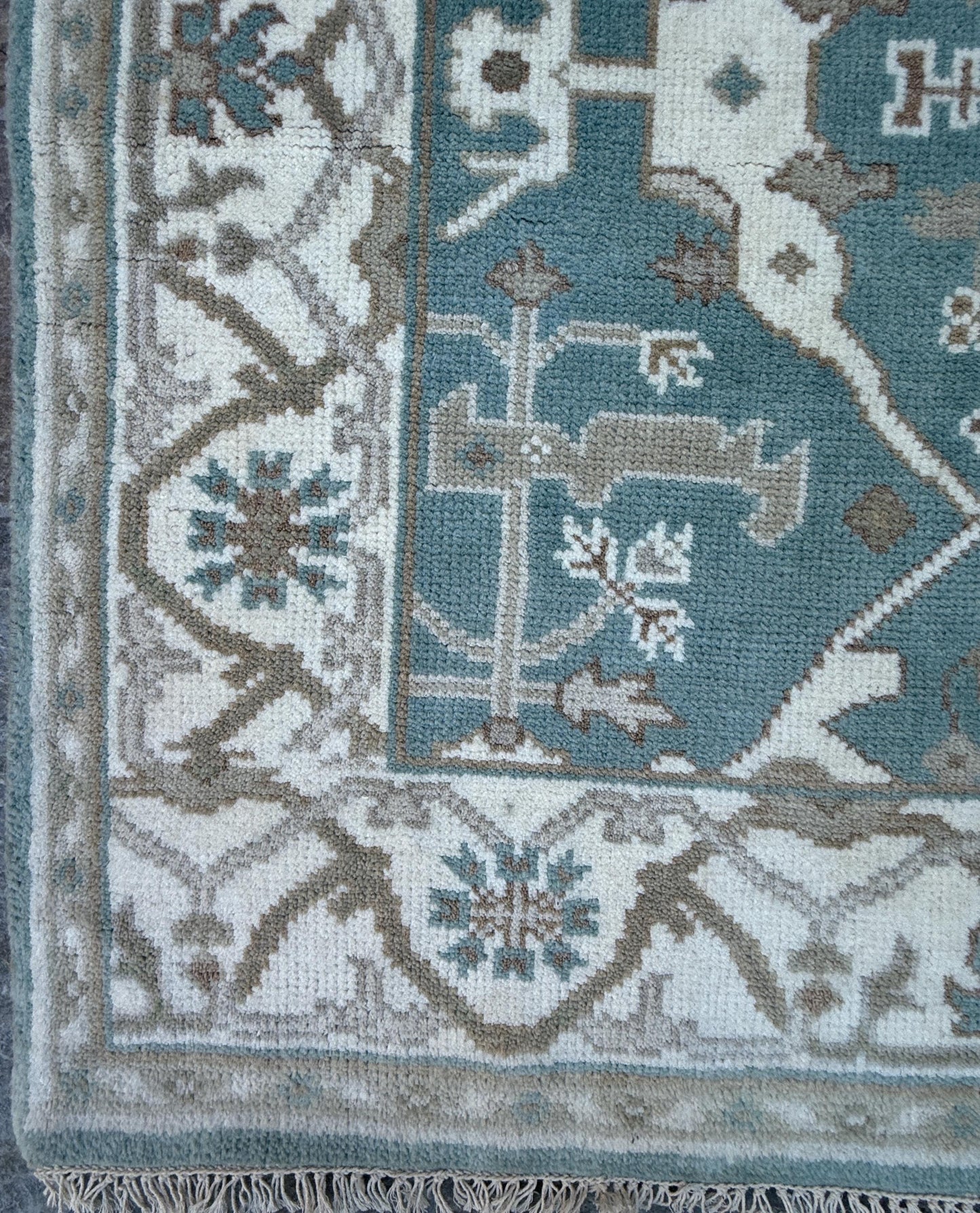4x4 ft Hand-Knotted Square Oushak Wool Rug: Boho Anatolian Carpet
