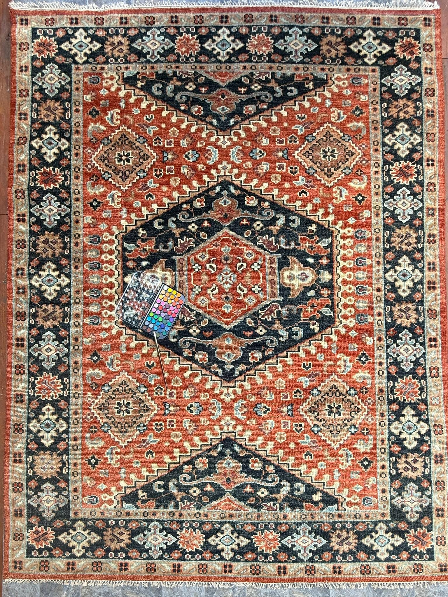 8x10 ft. Hand-Knotted Wool Heriz Rug: Geometric Carpet