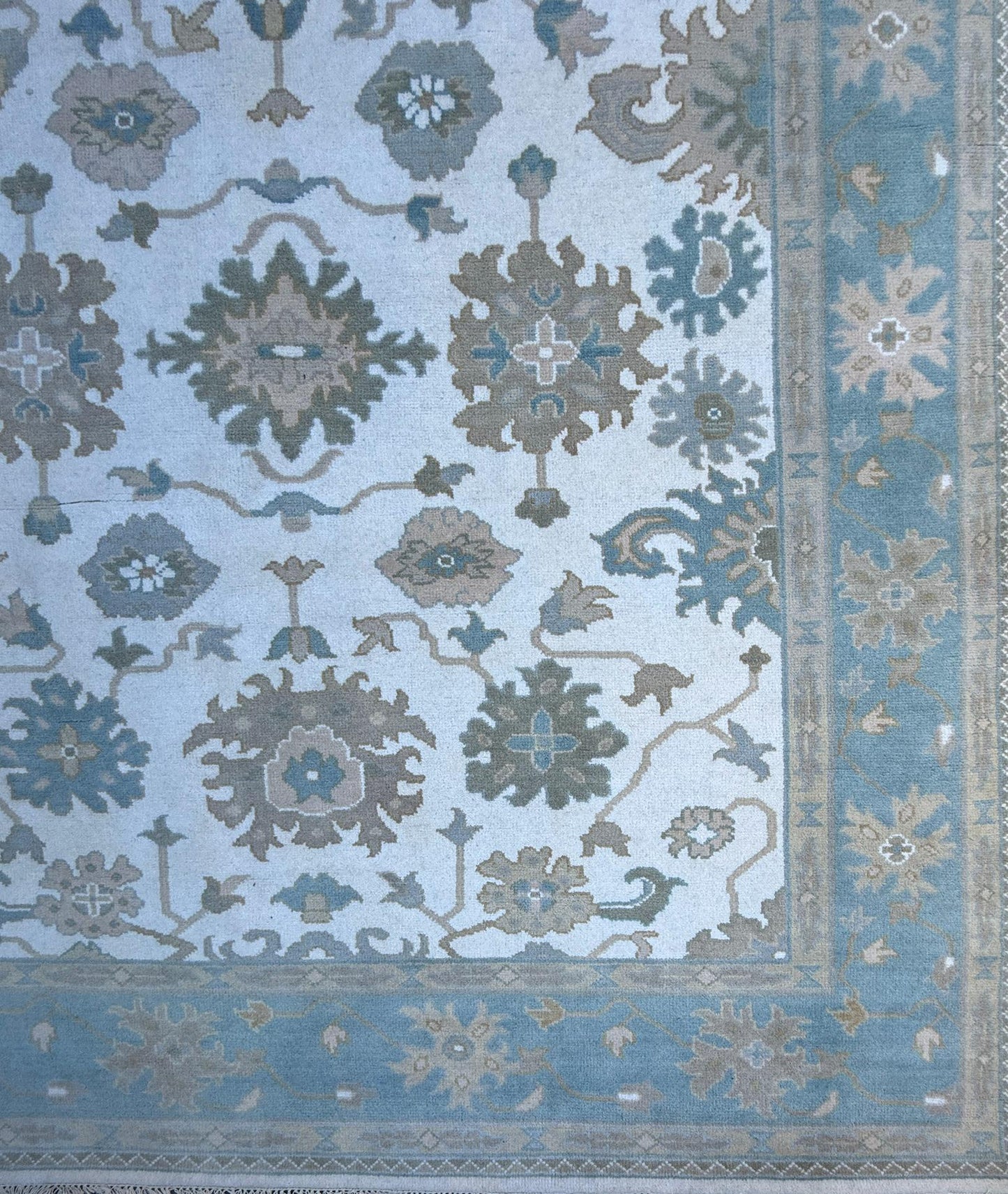 8x10 ft. Handmade Oushak Wool Rug: Modern Bohemian Carpet