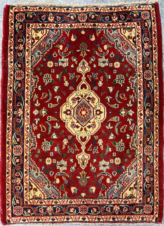 2.4x3.2 ft Vintage Farmhouse Rug: Hand-Knotted Wool Anatolian Accent