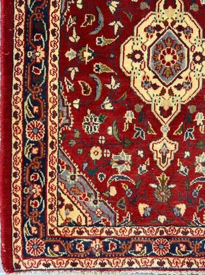 2.4x3.2 ft Vintage Farmhouse Rug: Hand-Knotted Wool Anatolian Accent