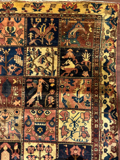 5x9 ft 1940s Bakhtiari Hand-Knotted Wool Rug Vintage Anatolian Geometric Carpet