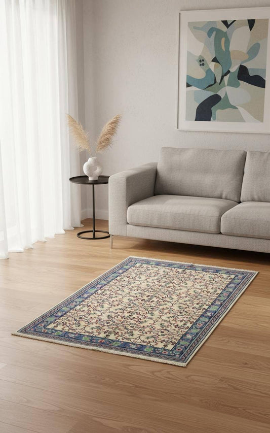 7x5 ft Vintage 1990s Qaisery Wool Rug, Hand Knotted Oriental Carpet, Geometric Anatolian Area Rug