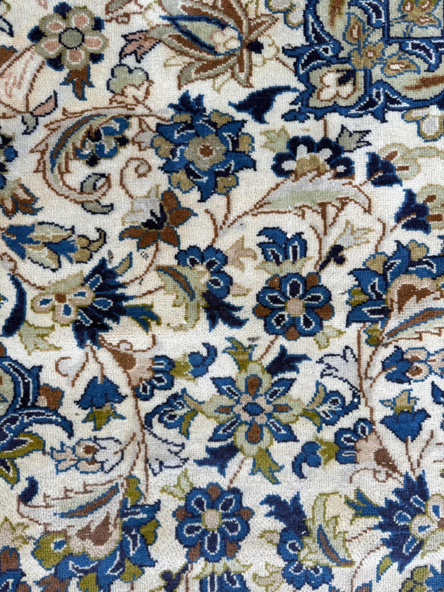 Turkish Beige Vintage Rug 6x10 ft Hand Knotted Wool Anatolian Traditional Area Rug 1970s Floral Medallion Carpet