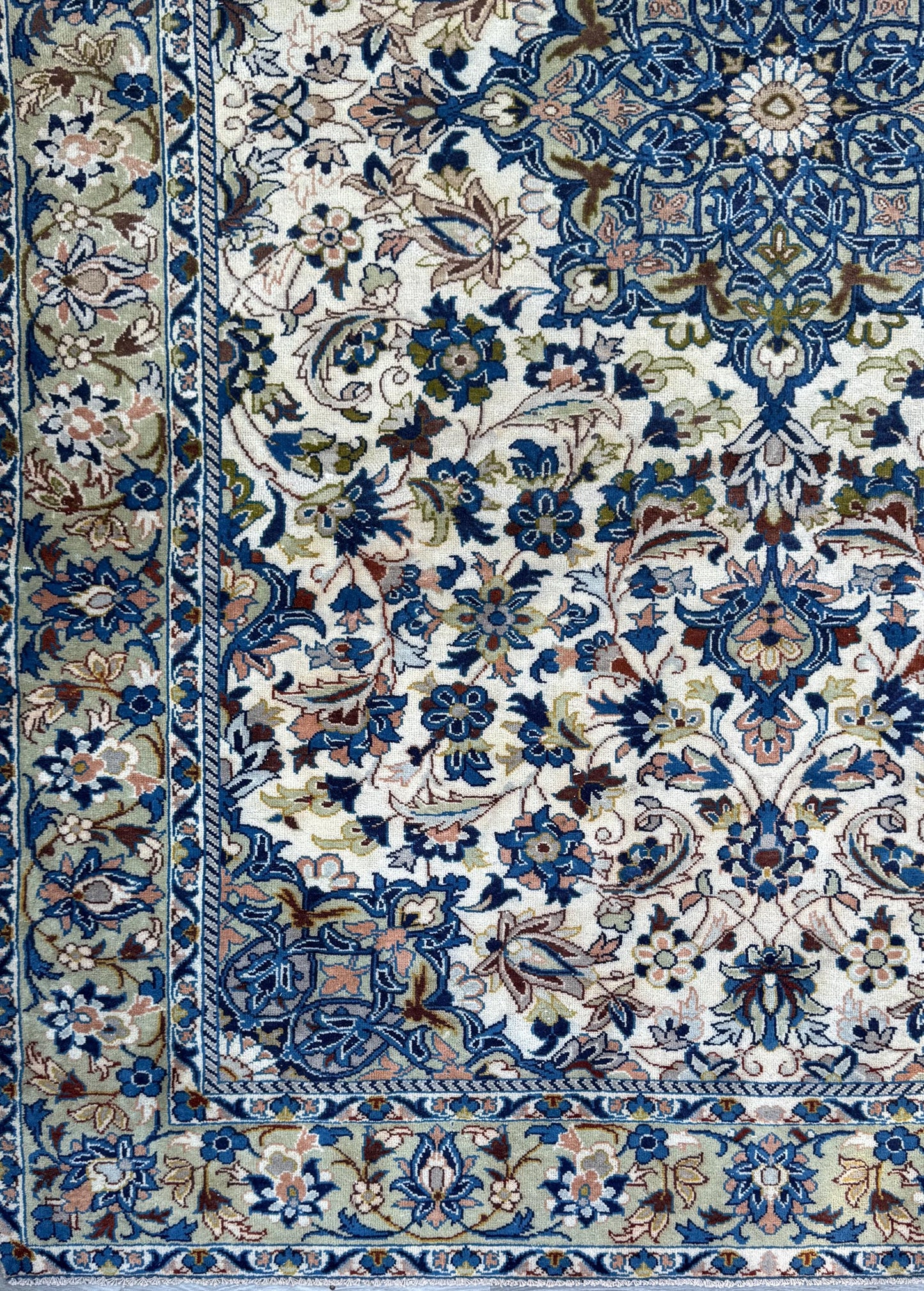 Turkish Beige Vintage Rug 6x10 ft Hand Knotted Wool Anatolian Traditional Area Rug 1970s Floral Medallion Carpet