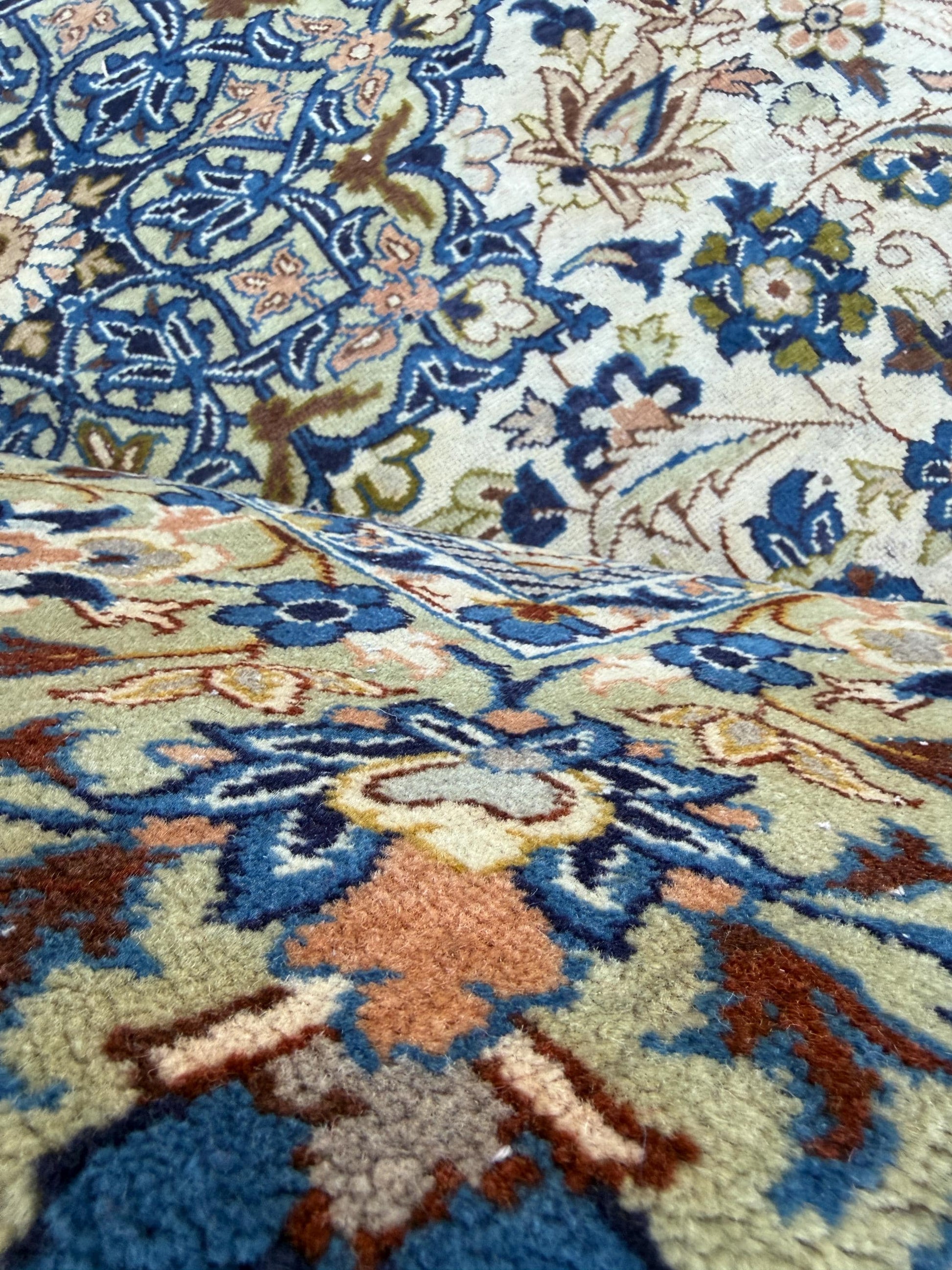 Turkish Beige Vintage Rug 6x10 ft Hand Knotted Wool Anatolian Traditional Area Rug 1970s Floral Medallion Carpet