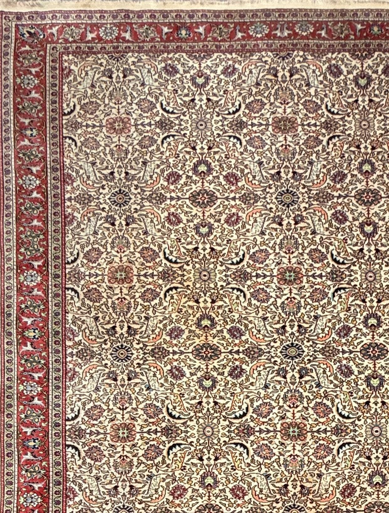 Vintage Hereke Turkish Rug 9x12 ft – Hand Knotted Wool Area Rug – Vegetable Dye Turkish Carpet – 1980s