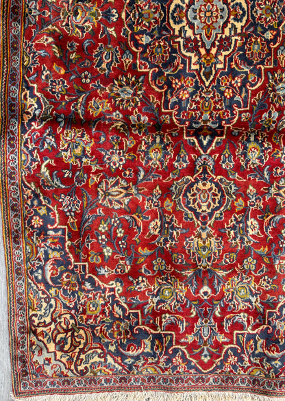 Vintage Hand-Knotted Wool Rug – Geometric Anatolian Village Design, 1990s