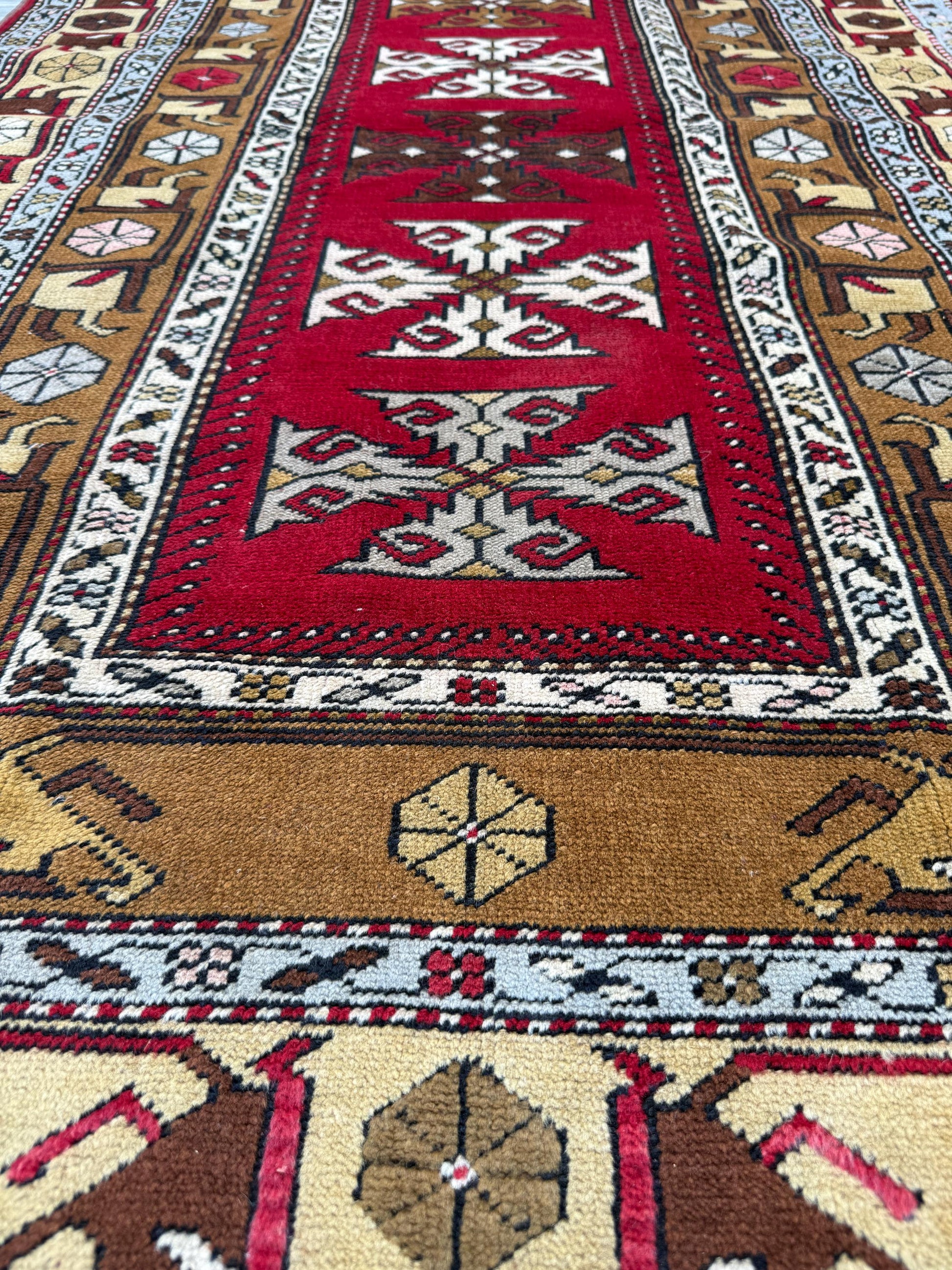 Hand Knotted Wool Kurdi Rug – 7x4 ft Geometric Tribal Area Rug 1990s