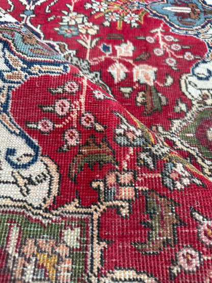 Vintage Hand Knotted Wool Area Rug – 1980s Tribal Geometric Tabriz Design 6.1 × 4.4 ft