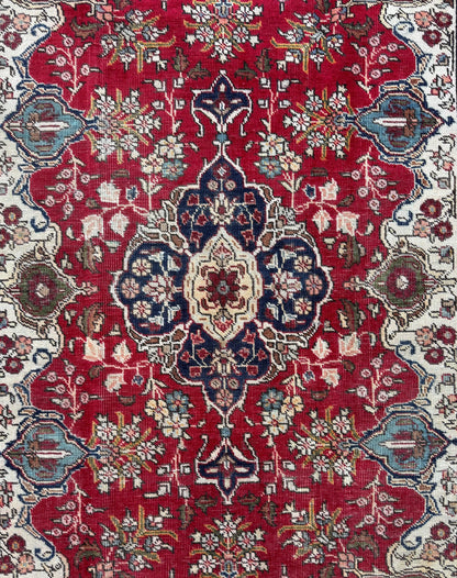 Vintage Hand Knotted Wool Area Rug – 1980s Tribal Geometric Tabriz Design 6.1 × 4.4 ft