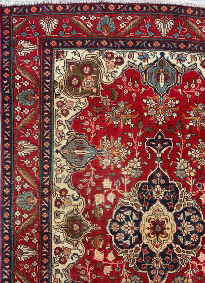 Vintage Hand Knotted Wool Area Rug – 1980s Tribal Geometric Tabriz Design 6.1 × 4.4 ft
