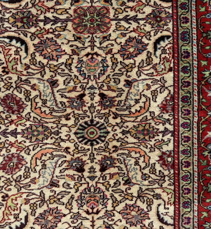 Vintage Hereke Turkish Rug 9x12 ft – Hand Knotted Wool Area Rug – Vegetable Dye Turkish Carpet – 1980s