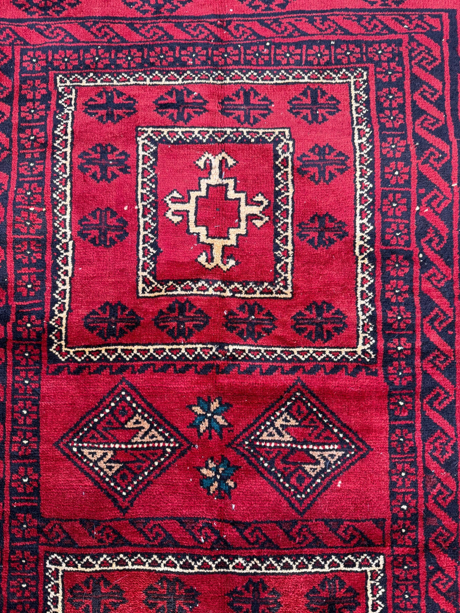 Vintage Hand-Knotted Wool Rug – 4.4x8.3 ft Geometric Tribal Anatolian Carpet