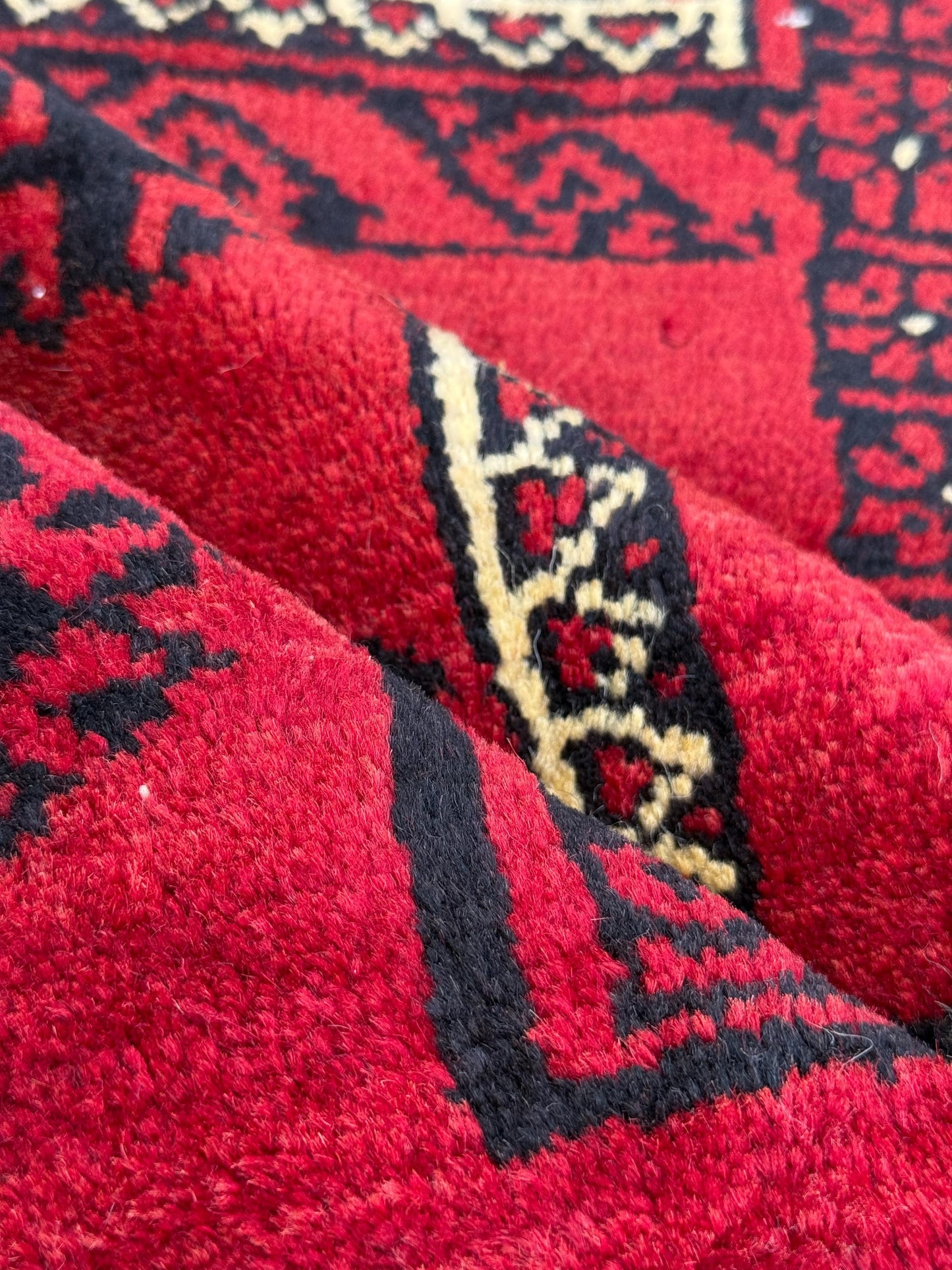 Vintage Hand-Knotted Wool Rug – 4.4x8.3 ft Geometric Tribal Anatolian Carpet