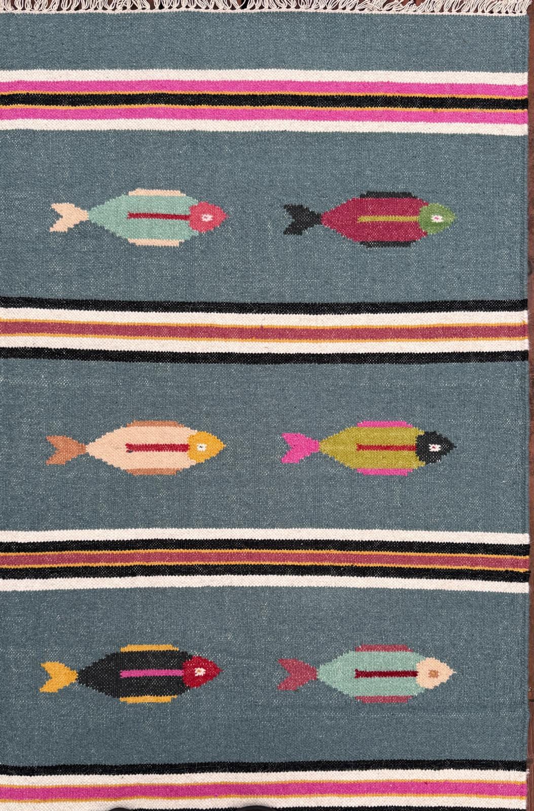 6x9 ft Handwoven Kilim Rug: Wool Geometric Flatweave Fish Design
