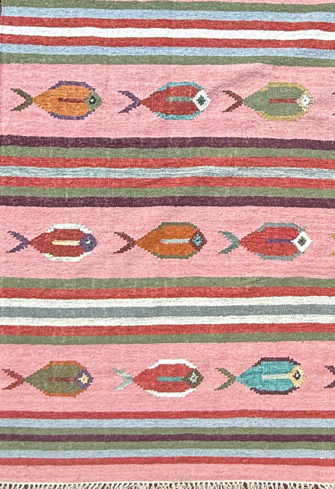 6x9 ft Handwoven Kilim Rug: Wool Geometric Flatweave Fish Design