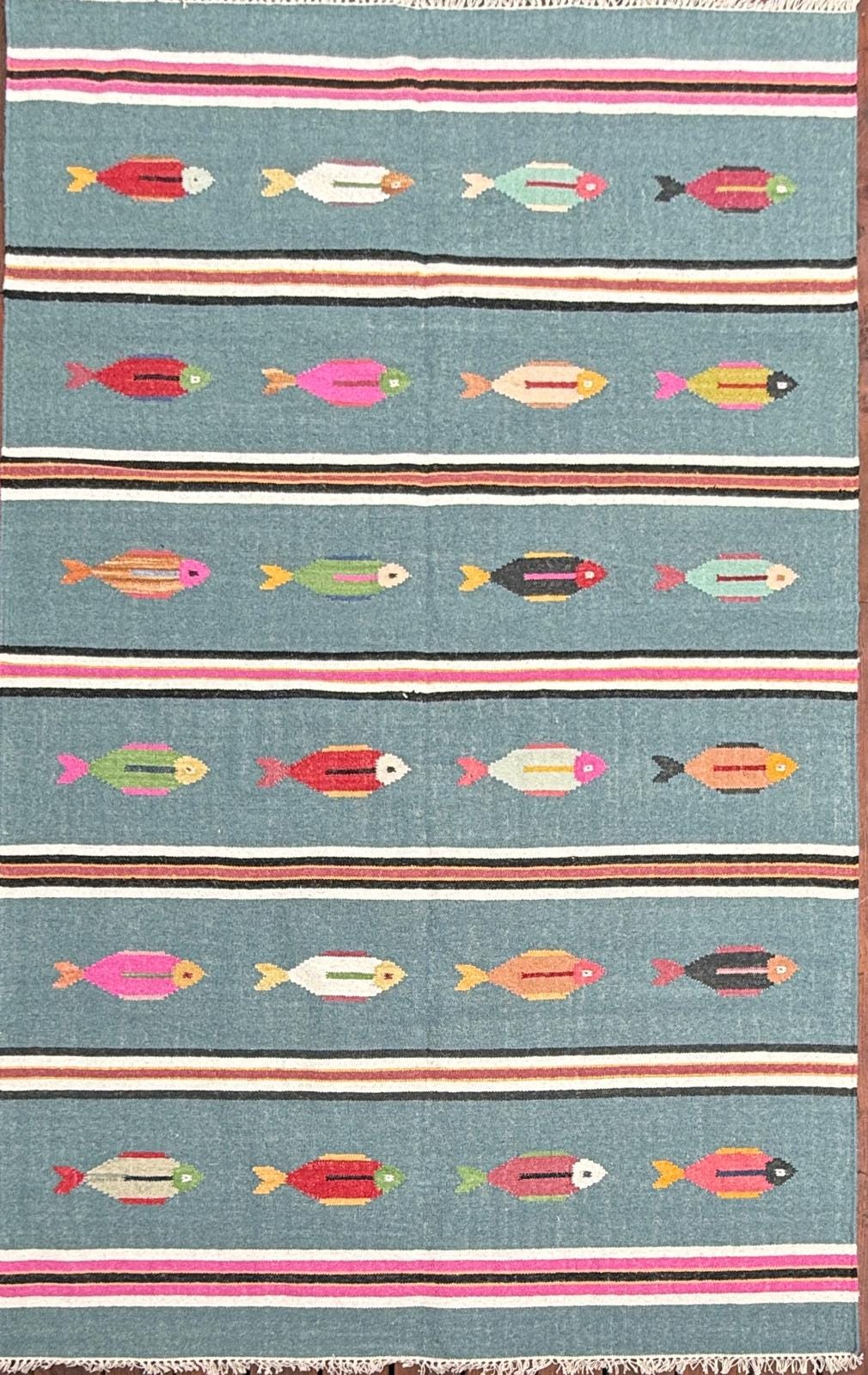 6x9 ft Handwoven Kilim Rug: Wool Geometric Flatweave Fish Design