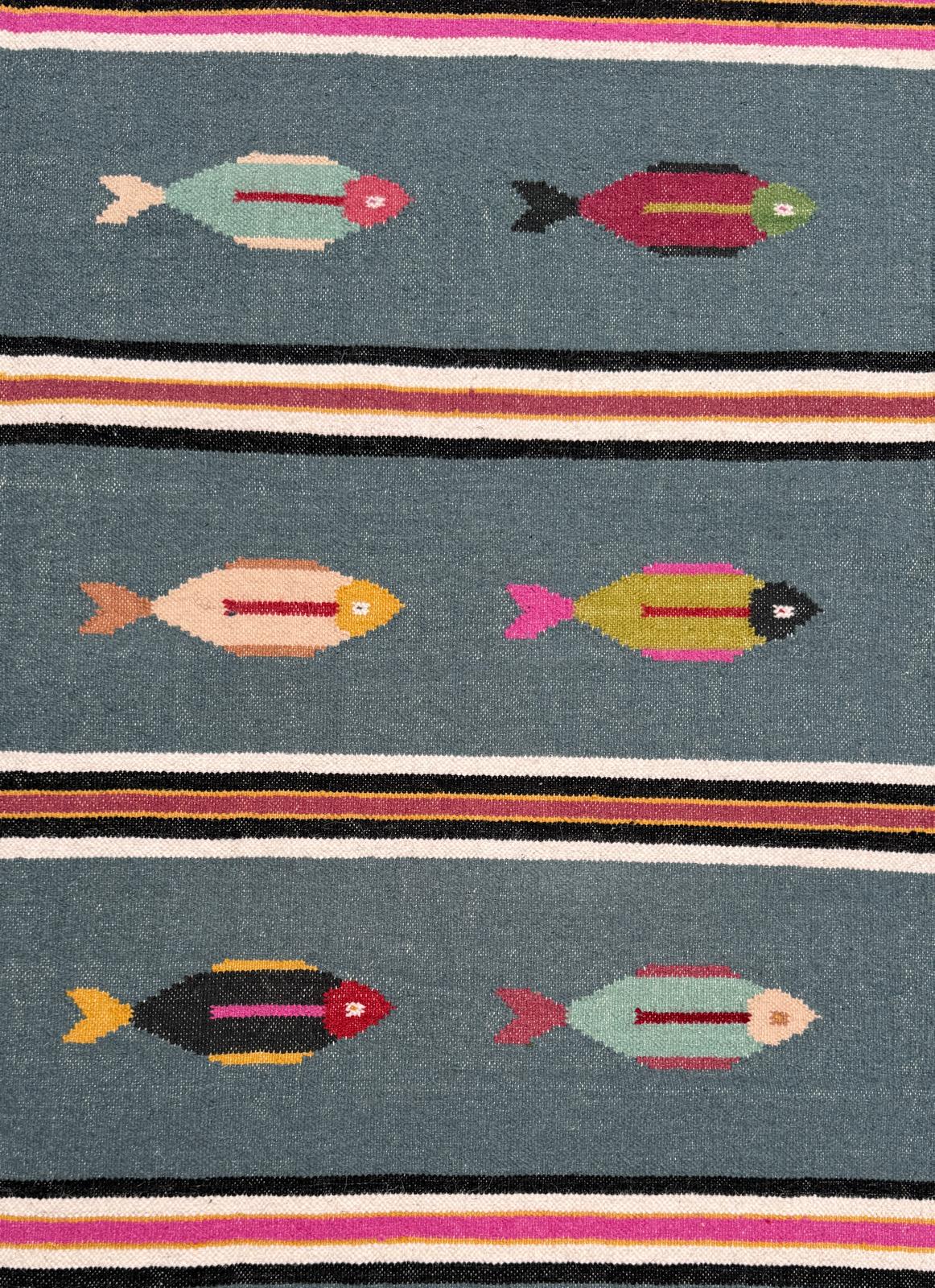 6x9 ft Handwoven Kilim Rug: Wool Geometric Flatweave Fish Design