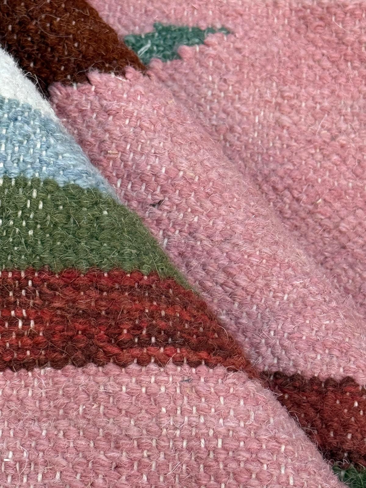 6x9 ft Handwoven Kilim Rug: Wool Geometric Flatweave Fish Design