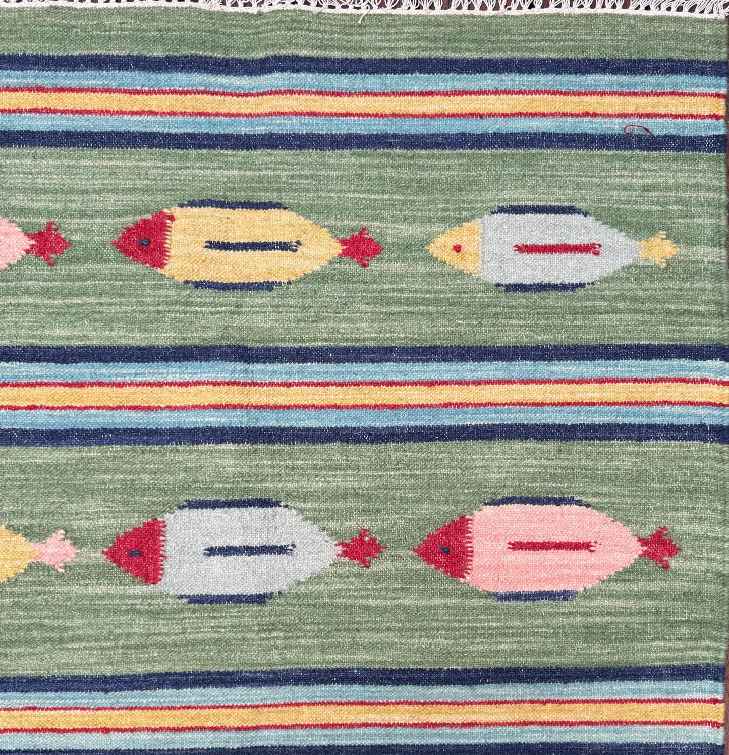 4x6 ft Handwoven Kilim Rug: Wool Geometric Flatweave Fish Design