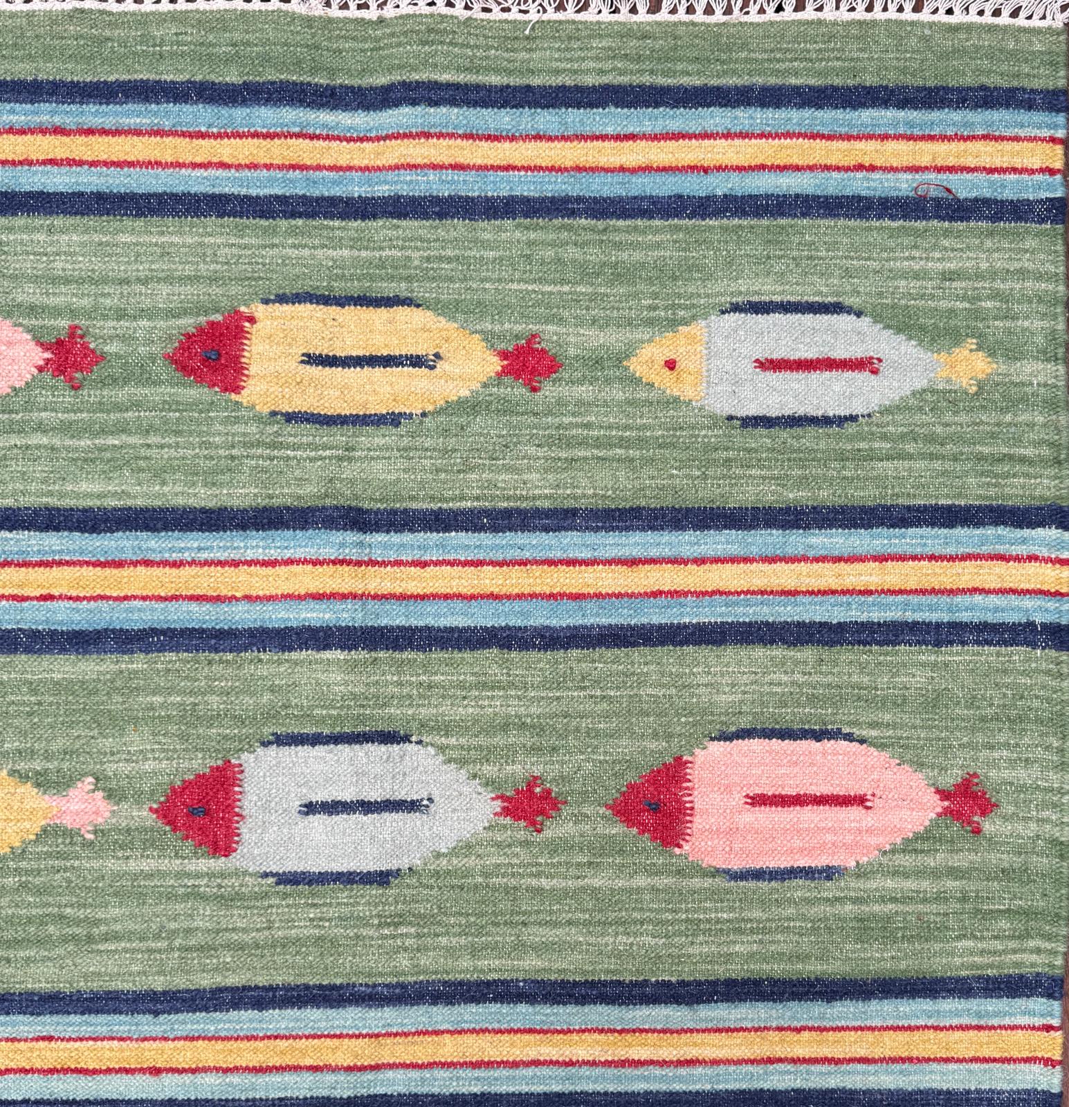 4x6 ft Handwoven Kilim Rug: Wool Geometric Flatweave Fish Design