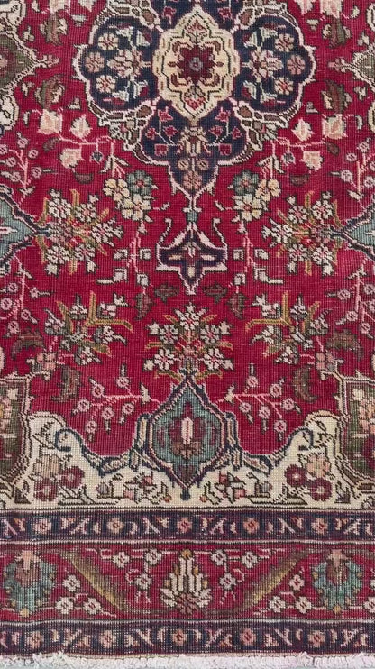 Vintage Hand Knotted Wool Area Rug – 1980s Tribal Geometric Tabriz Design 6.1 × 4.4 ft