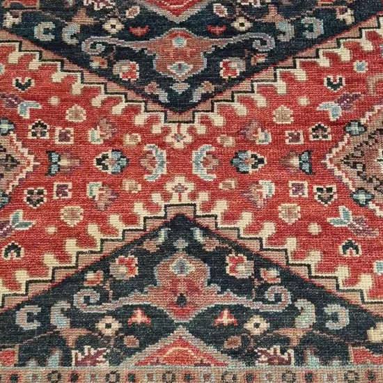 8x10 ft. Hand-Knotted Wool Heriz Rug: Geometric Carpet