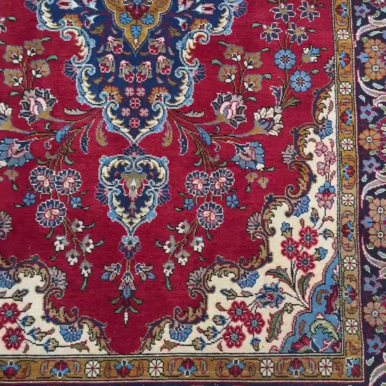 7x4 ft Hand-Knotted Wool Area Rug: Vintage 1970s Fine Kashan Floral Medallion Carpet