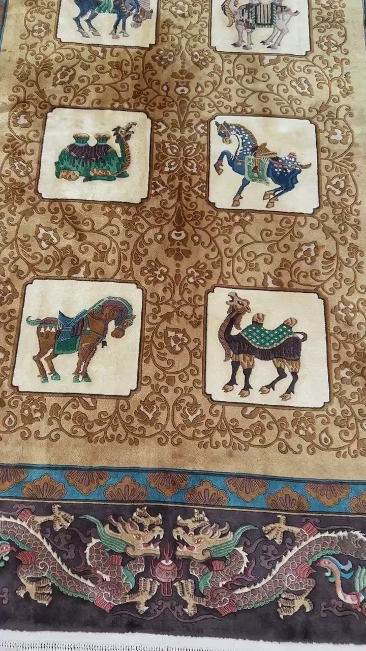Vintage Chinese Pictorial Rug 6x10 Hand Knotted Wool Oriental Carpet Dragon Border