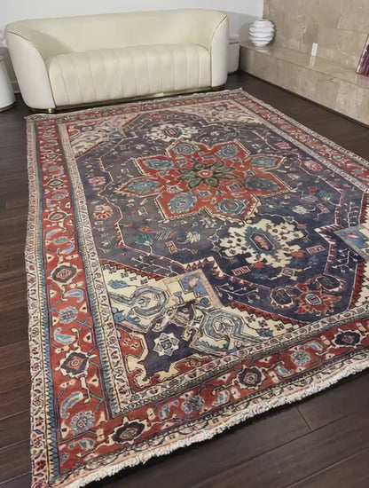 10x7 ft Vintage Heriz Wool Rug: Hand-Knotted Tribal Carpet